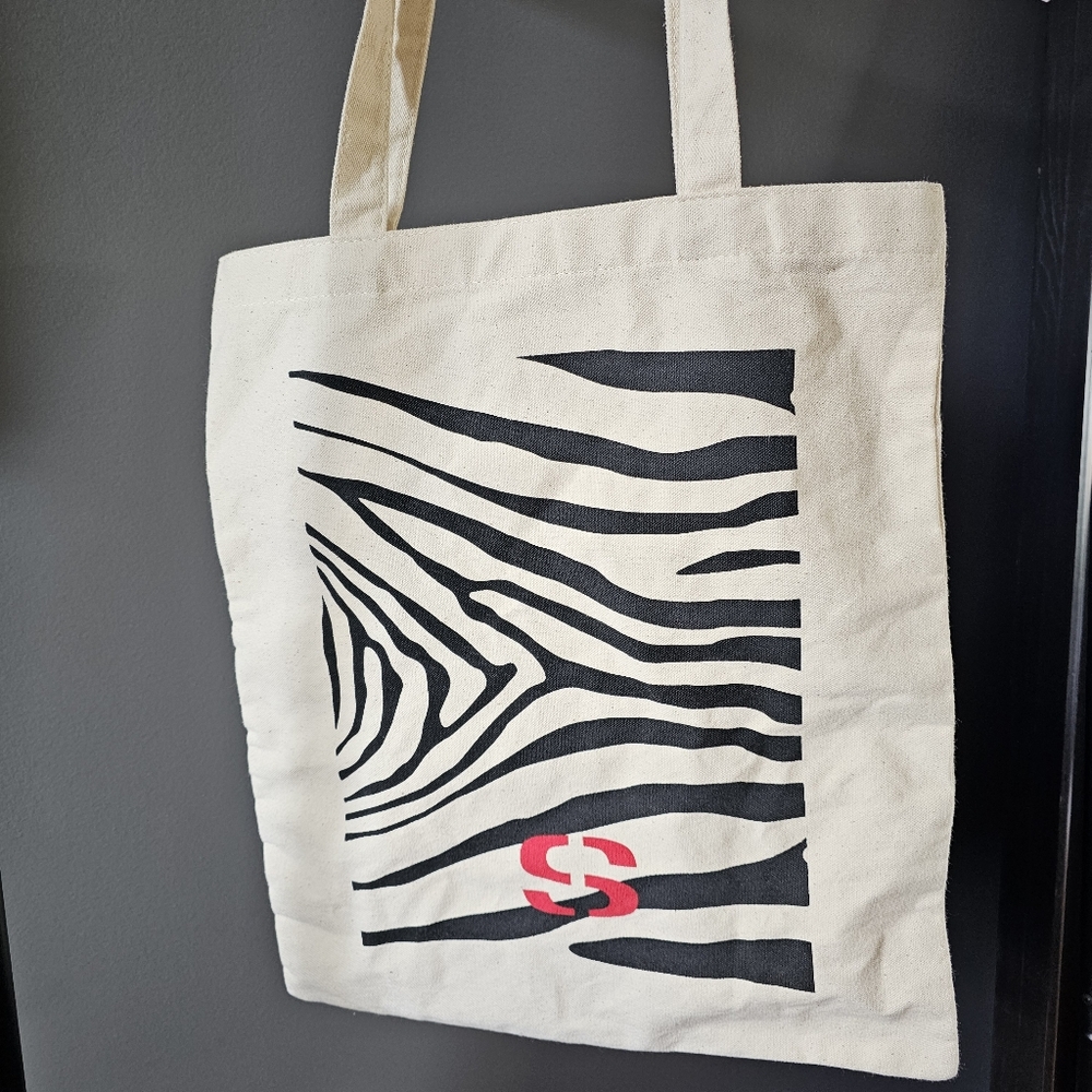 Sisley twist tote bag